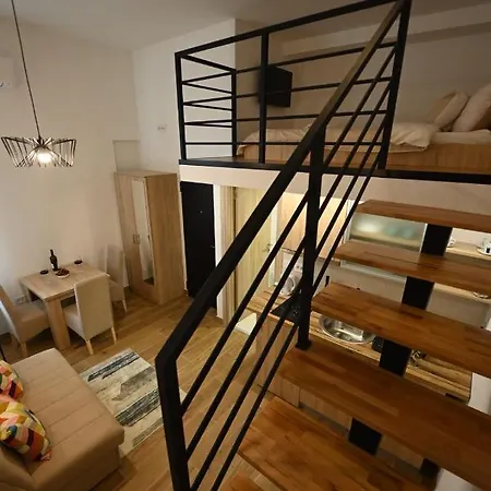 Bel Galleries Apartman *